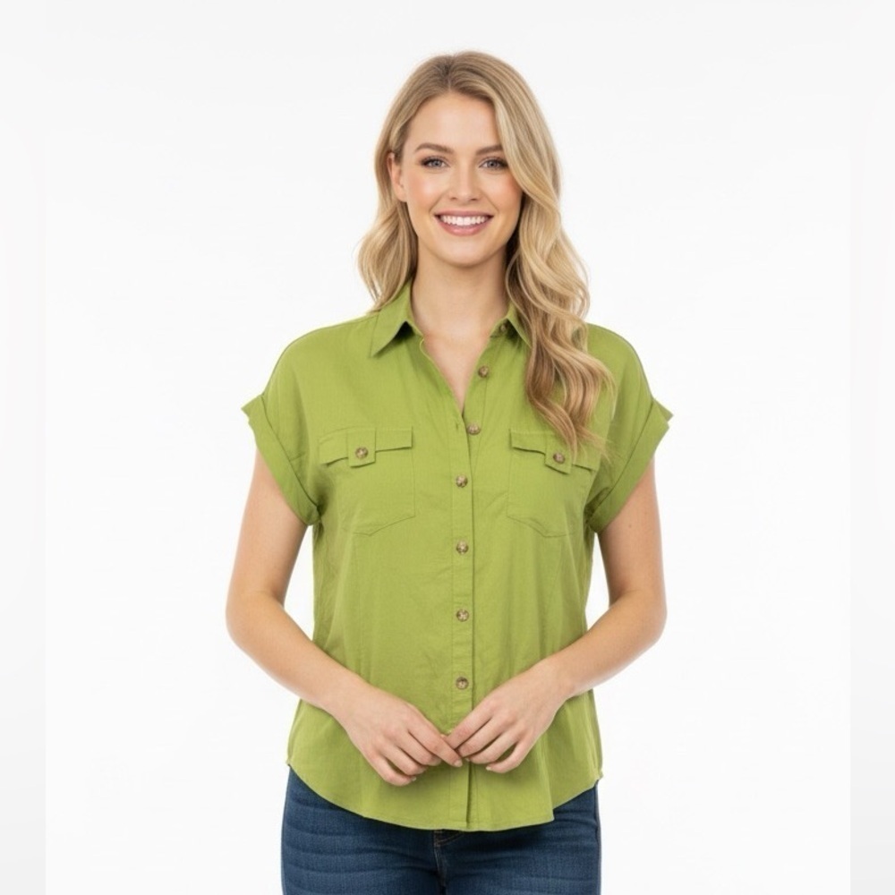Worthington green button down top green size medium